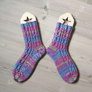 Kriss Cross Cable Socks