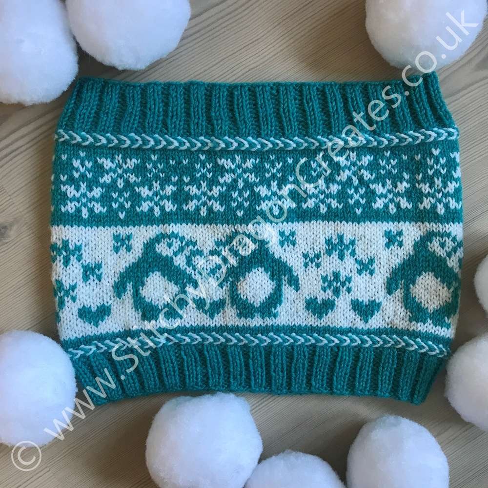 Frosty Penguin Cowl - Image 8